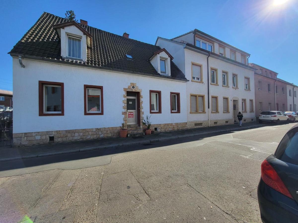 Pension Haus Baron 1 Neckarau MHG Exterior foto
